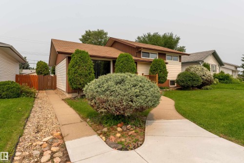 9012 Meadowlark Road Nw, Edmonton, AB - Outdoor