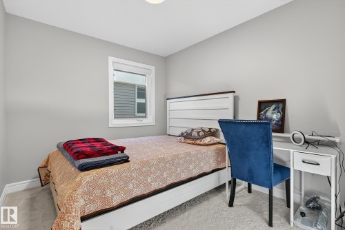 7820 Koruluk Link Link Sw, Edmonton, AB - Indoor Photo Showing Bedroom