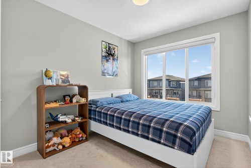 7820 Koruluk Link Link Sw, Edmonton, AB - Indoor Photo Showing Bedroom