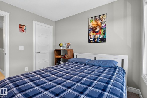 7820 Koruluk Link Link Sw, Edmonton, AB - Indoor Photo Showing Bedroom
