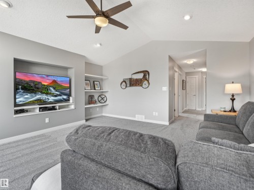 4609 60 Street, Beaumont, AB - Indoor Photo Showing Living Room