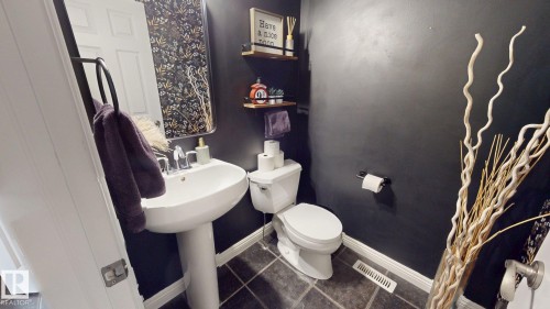 1303 117St Sw, Edmonton, AB - Indoor Photo Showing Bathroom