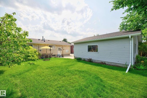 455 Huffman Crescent Nw, Edmonton, AB - Outdoor With Exterior