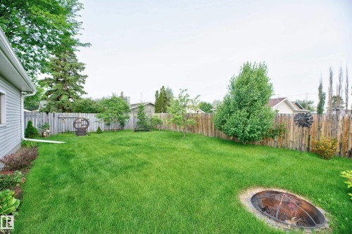 455 Huffman Crescent Nw, Edmonton, AB - Outdoor