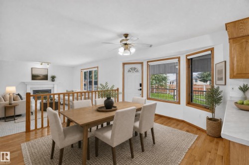 Hardwood-style flooring throughout - 306 Twin Brooks Drive Nw, Edmonton, AB 