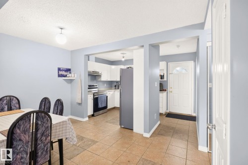 1646 Millwoods Road Nw, Edmonton, AB - Indoor