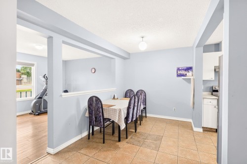 1646 Millwoods Road Nw, Edmonton, AB - Indoor