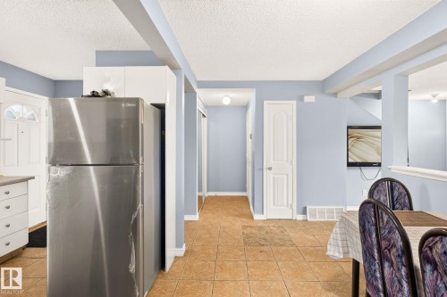 1646 Millwoods Road Nw, Edmonton, AB - Indoor