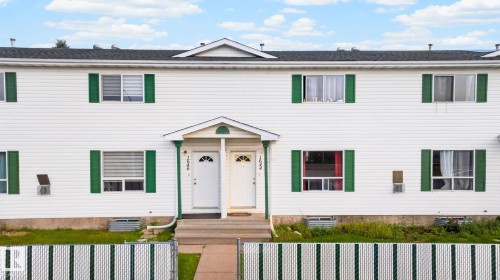 1646 Millwoods Road Nw, Edmonton, AB - Outdoor With Exterior