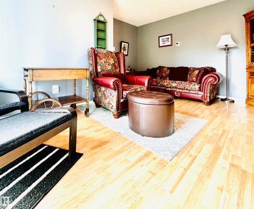 244 Porter Avenue, Millet, AB - Indoor Photo Showing Living Room