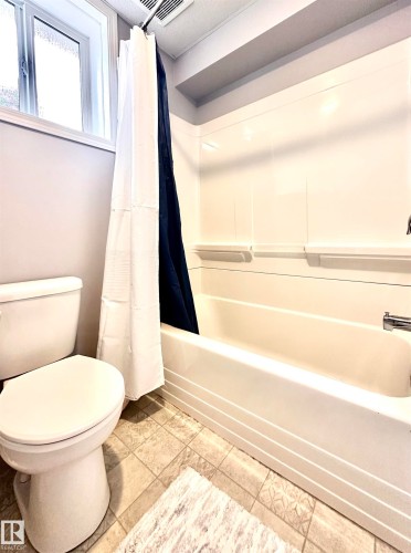 244 Porter Avenue, Millet, AB - Indoor Photo Showing Bathroom