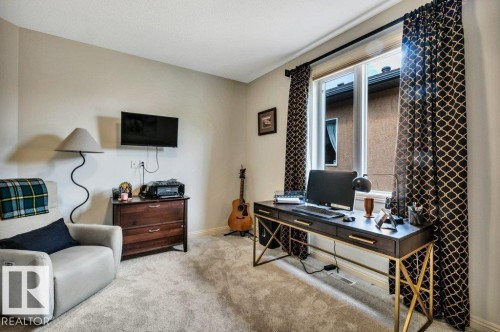 #19 50 Oakridge Dr S, St. Albert, AB - Indoor