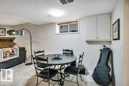 #19 50 Oakridge Dr S, St. Albert, AB - Indoor