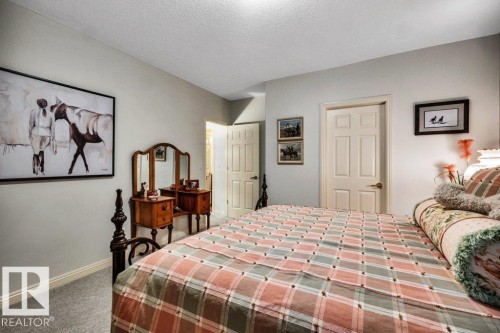 #19 50 Oakridge Dr S, St. Albert, AB - Indoor Photo Showing Bedroom