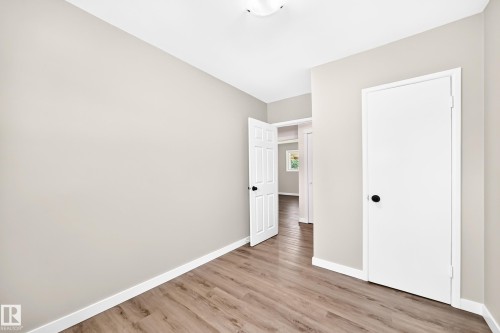 12819 107 Street Nw, Edmonton, AB - Indoor Photo Showing Other Room