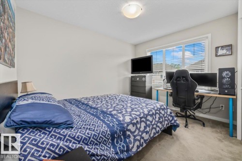 #88 320 Secord Blvd Nw, Edmonton, AB - Indoor Photo Showing Bedroom