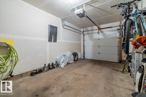 #88 320 Secord Blvd Nw, Edmonton, AB - Indoor Photo Showing Garage