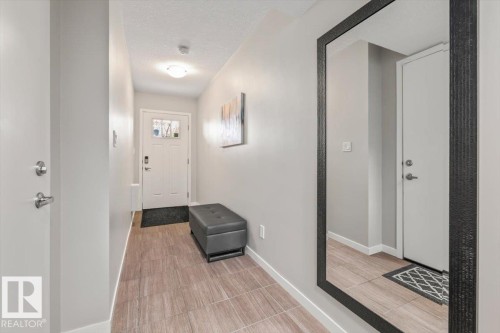 #88 320 Secord Blvd Nw, Edmonton, AB - Indoor Photo Showing Other Room