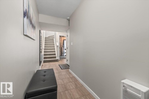 #88 320 Secord Blvd Nw, Edmonton, AB - Indoor Photo Showing Other Room