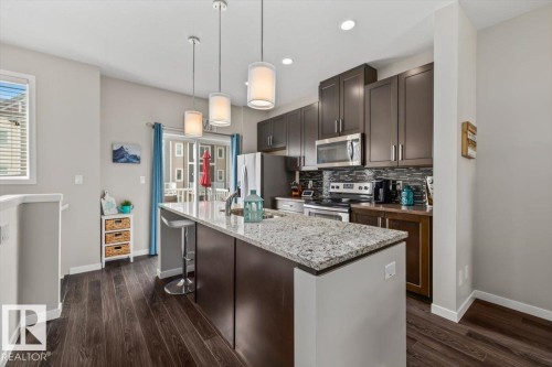#88 320 Secord Blvd Nw, Edmonton, AB - Indoor Photo Showing Kitchen With Upgraded Kitchen