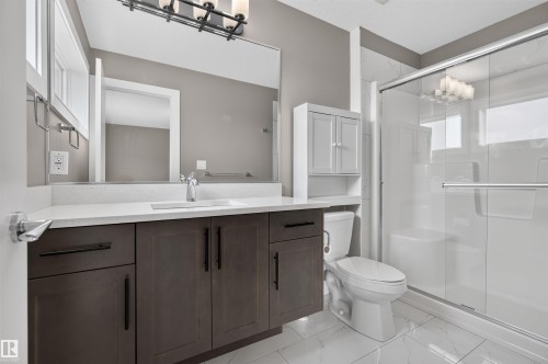 812 Morris Avenue, Leduc, AB - Indoor Photo Showing Bathroom