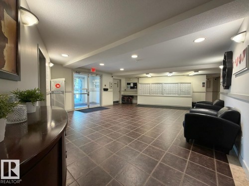 #104 920 156 St Nw, Edmonton, AB - Indoor