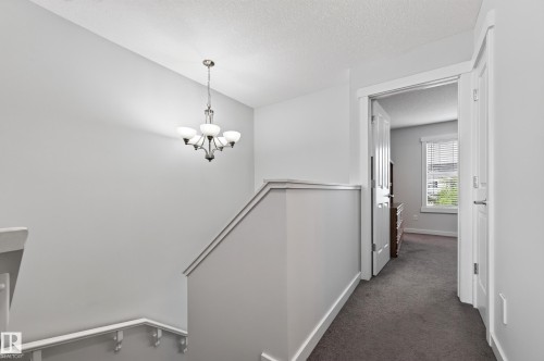 1007 162 Street Sw, Edmonton, AB - Indoor Photo Showing Other Room