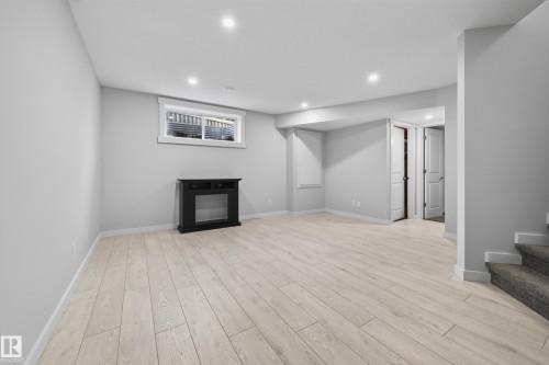 1007 162 Street Sw, Edmonton, AB - Indoor Photo Showing Basement