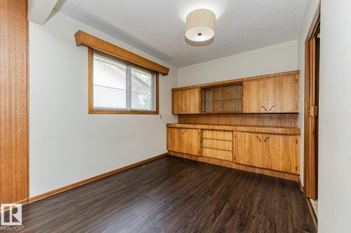 10726 70 Avenue Nw, Edmonton, AB - Indoor Photo Showing Other Room