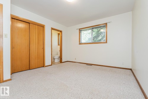 10726 70 Avenue Nw, Edmonton, AB - Indoor Photo Showing Other Room
