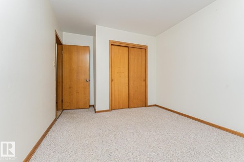 10726 70 Avenue Nw, Edmonton, AB - Indoor Photo Showing Other Room
