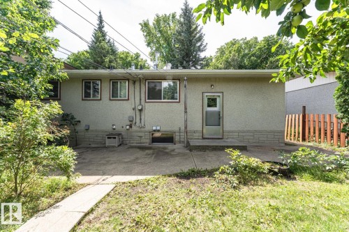 10726 70 Avenue Nw, Edmonton, AB - Outdoor