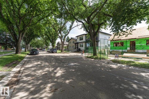 10726 70 Avenue Nw, Edmonton, AB - Outdoor
