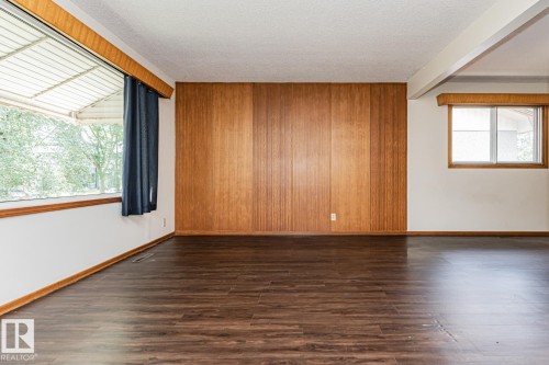 10726 70 Avenue Nw, Edmonton, AB - Indoor Photo Showing Other Room