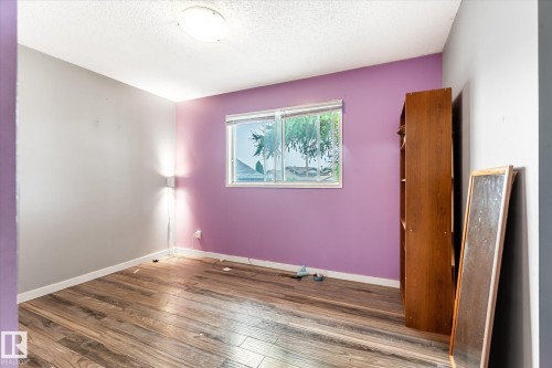 12435 46 Street Nw, Edmonton, AB - Indoor Photo Showing Other Room