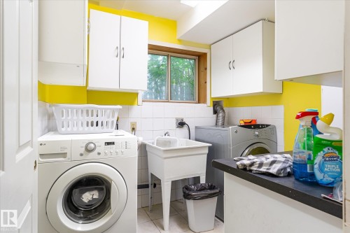 12435 46 Street Nw, Edmonton, AB - Indoor Photo Showing Laundry Room