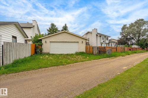 12435 46 Street Nw, Edmonton, AB - Outdoor