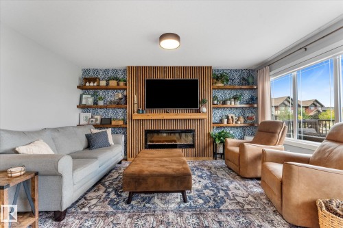 2 Caledon Crescent, Spruce Grove, AB - Indoor Photo Showing Living Room With Fireplace