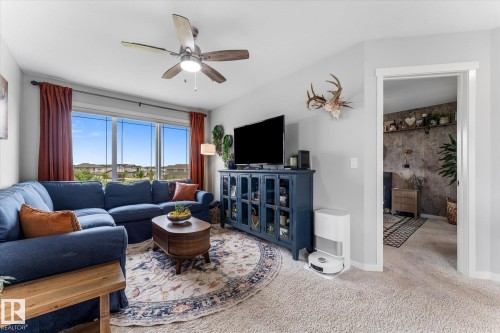 2 Caledon Crescent, Spruce Grove, AB - Indoor Photo Showing Living Room