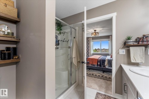 2 Caledon Crescent, Spruce Grove, AB - Indoor Photo Showing Bathroom