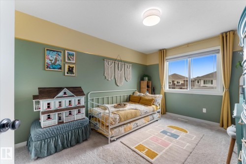 2 Caledon Crescent, Spruce Grove, AB - Indoor Photo Showing Bedroom