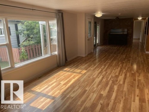 5 Cliff Crescent Northwest, Edmonton, AB - Indoor