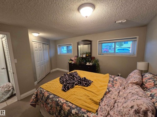 14603 122 Street Nw, Edmonton, AB - Indoor Photo Showing Bedroom