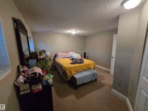 14603 122 Street Nw, Edmonton, AB - Indoor Photo Showing Bedroom