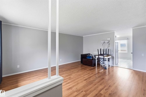 7963 178 Street Nw, Edmonton, AB - Indoor Photo Showing Other Room