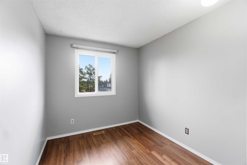 7963 178 Street Nw, Edmonton, AB - Indoor Photo Showing Other Room