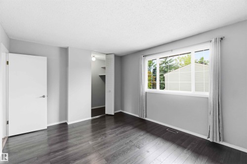 7963 178 Street Nw, Edmonton, AB - Indoor Photo Showing Other Room
