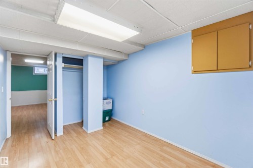 7963 178 Street Nw, Edmonton, AB - Indoor