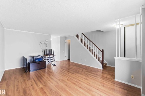 7963 178 Street Nw, Edmonton, AB - Indoor Photo Showing Other Room