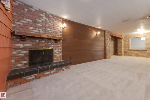 4716 109 Avenue Nw, Edmonton, AB - Indoor With Fireplace